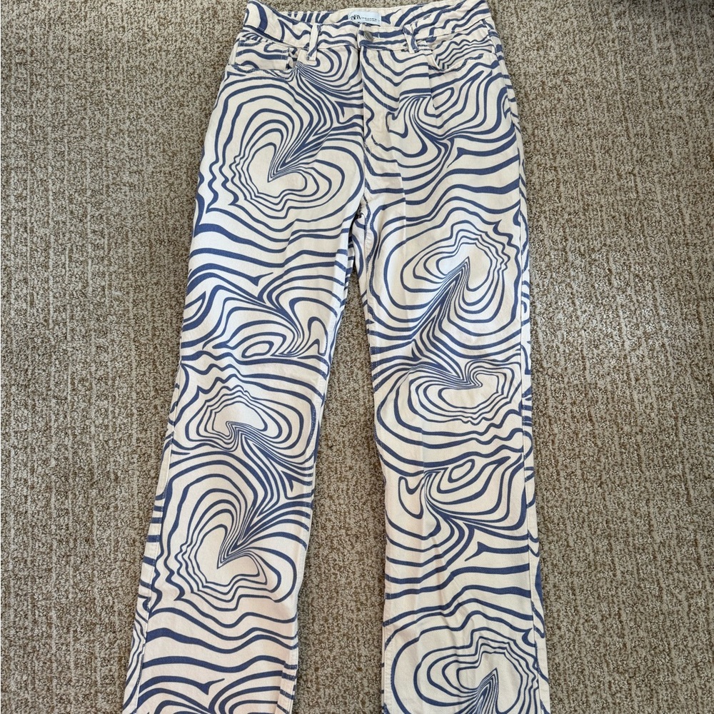 Zara Blue and Cream Swirl Pattern Flare Jeans